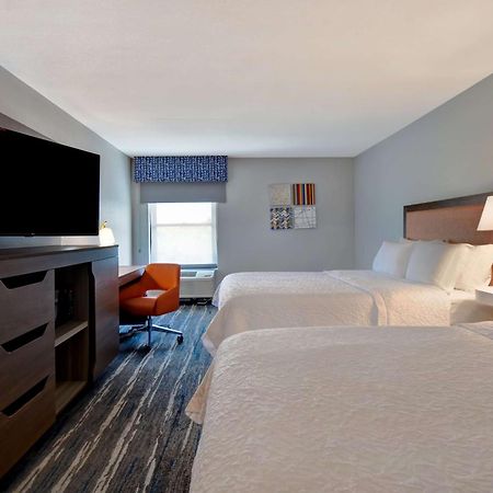 Hampton Inn Potomac Mills Woodbridge Eksteriør billede