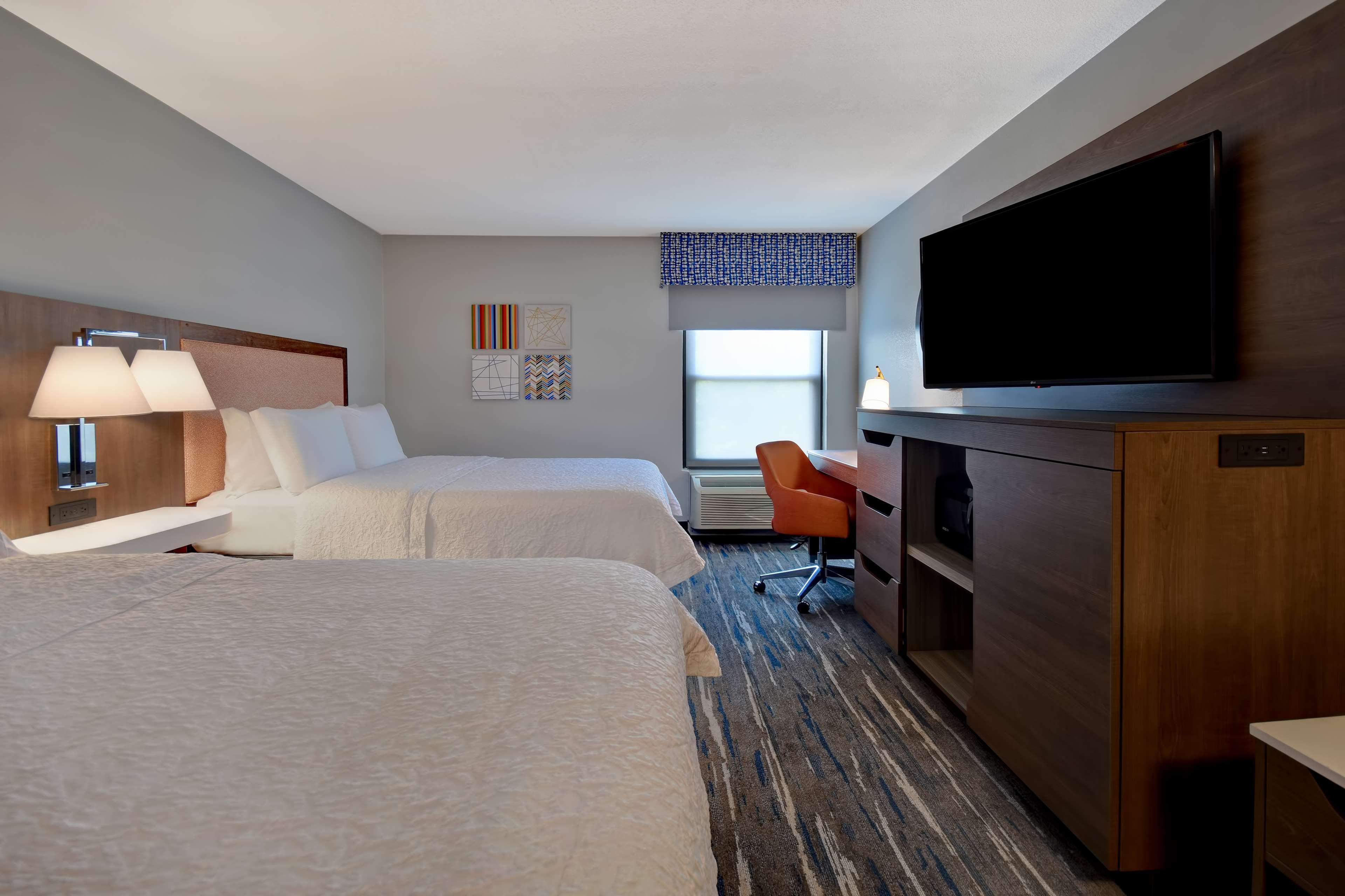 Hampton Inn Potomac Mills Woodbridge Eksteriør billede