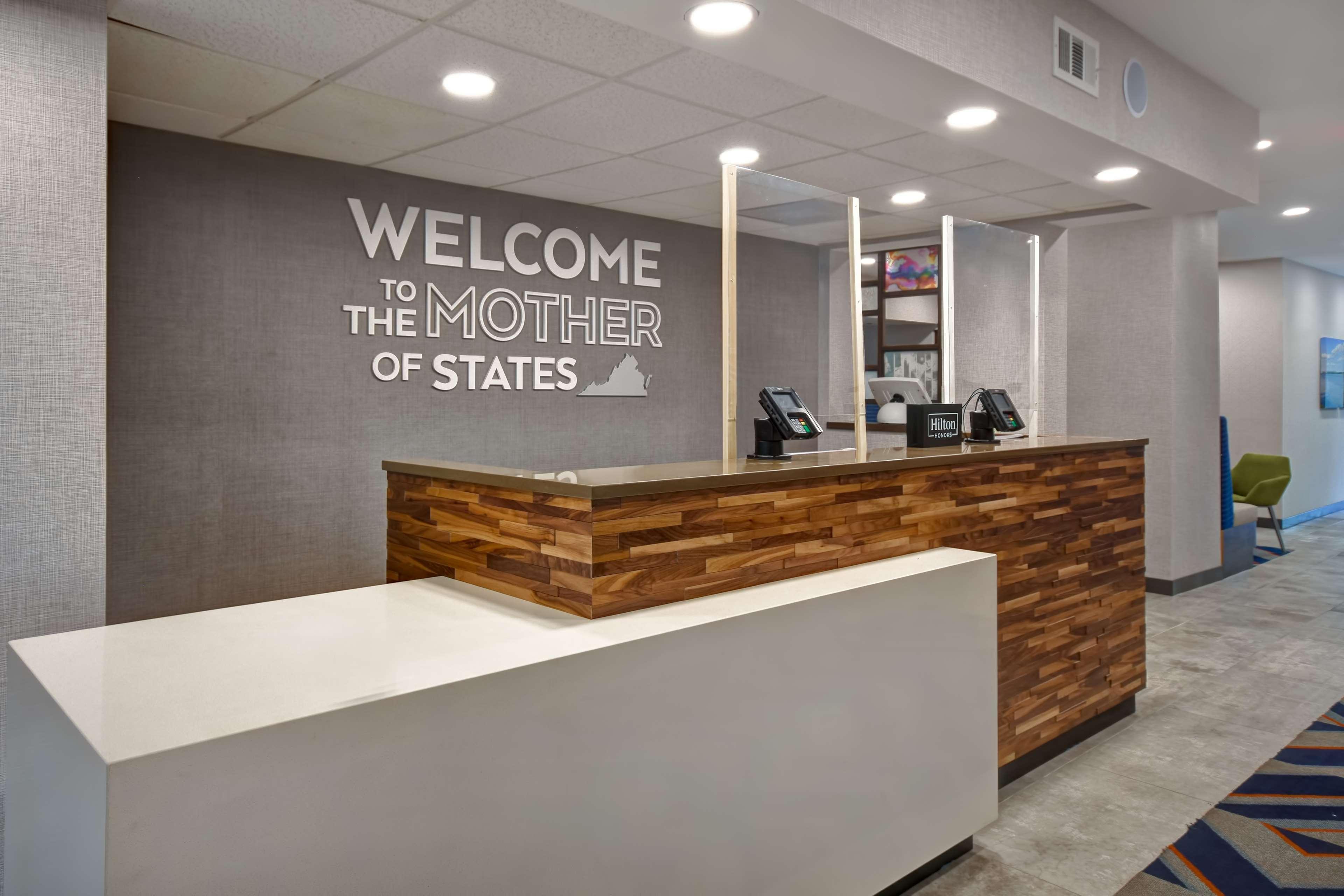 Hampton Inn Potomac Mills Woodbridge Eksteriør billede