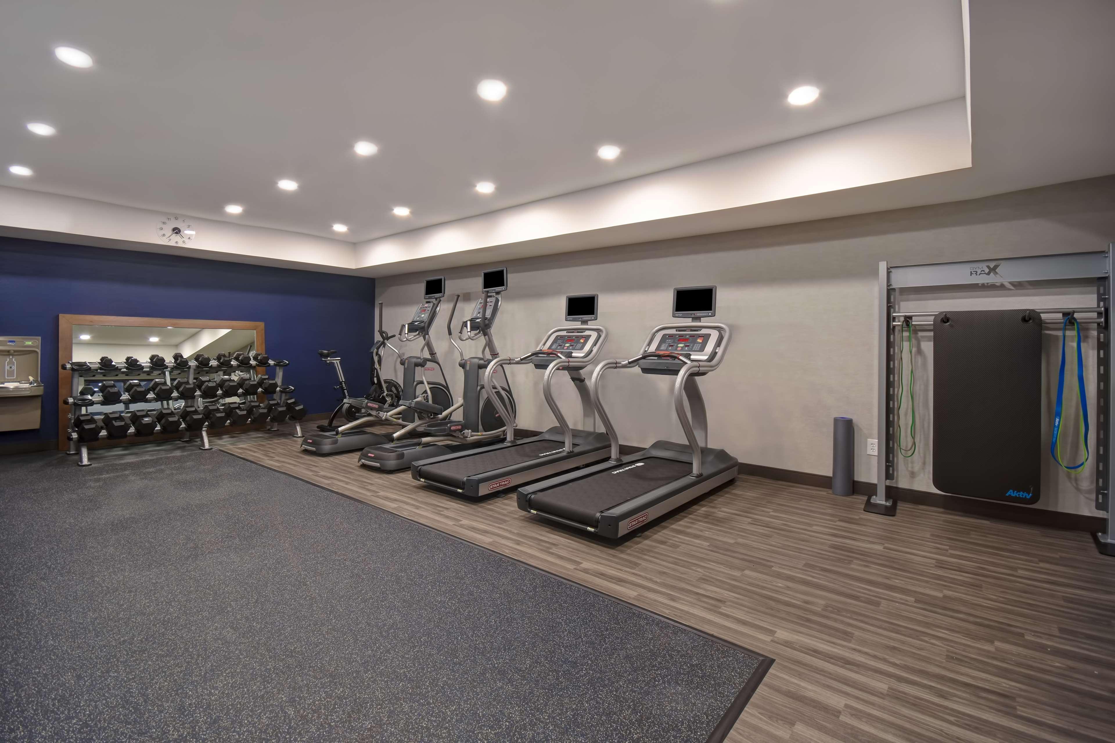 Hampton Inn Potomac Mills Woodbridge Eksteriør billede