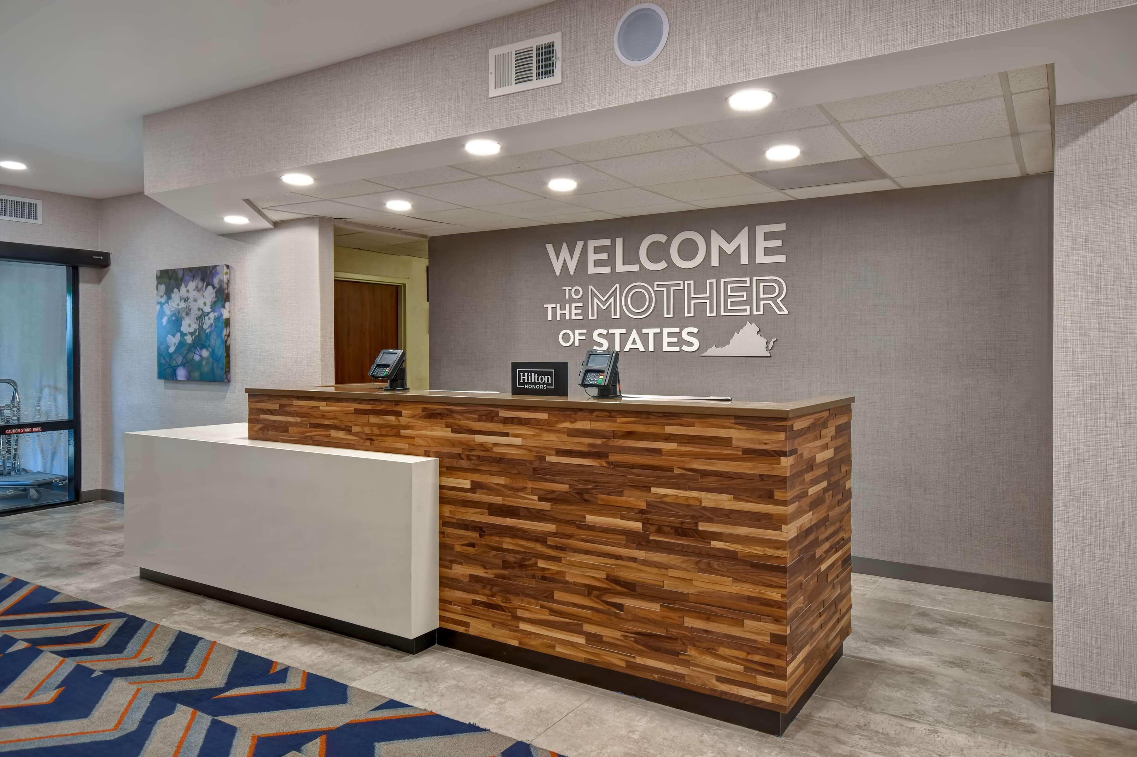 Hampton Inn Potomac Mills Woodbridge Eksteriør billede