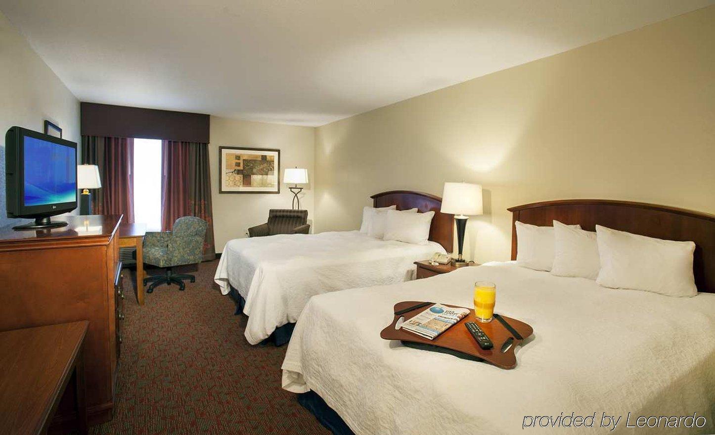 Hampton Inn Potomac Mills Woodbridge Eksteriør billede